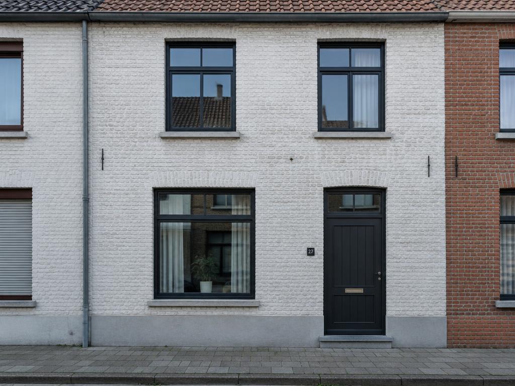 Na: Gevel gekaleid